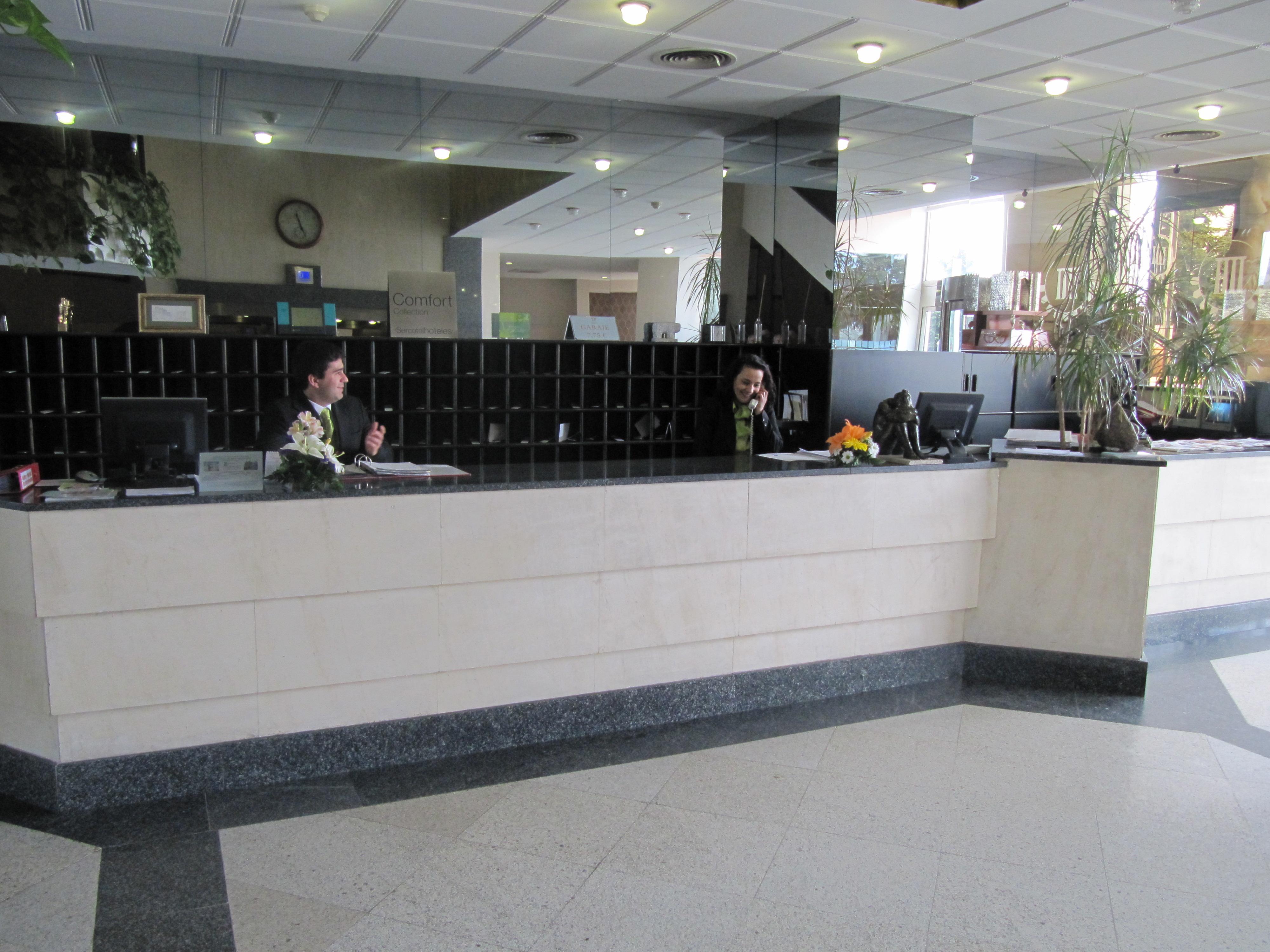 Hotel Sercotel Cuatro Postes Ávila Extérieur photo