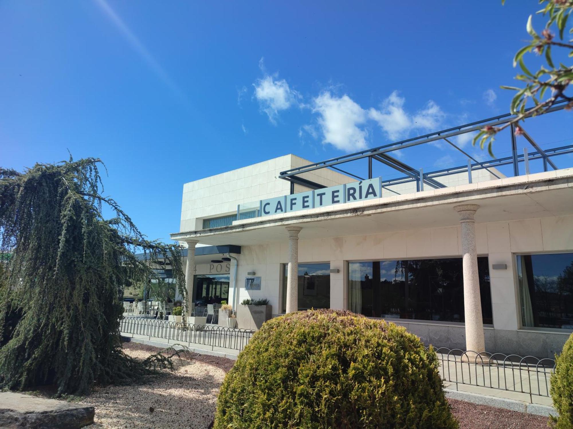 Hotel Sercotel Cuatro Postes Ávila Extérieur photo