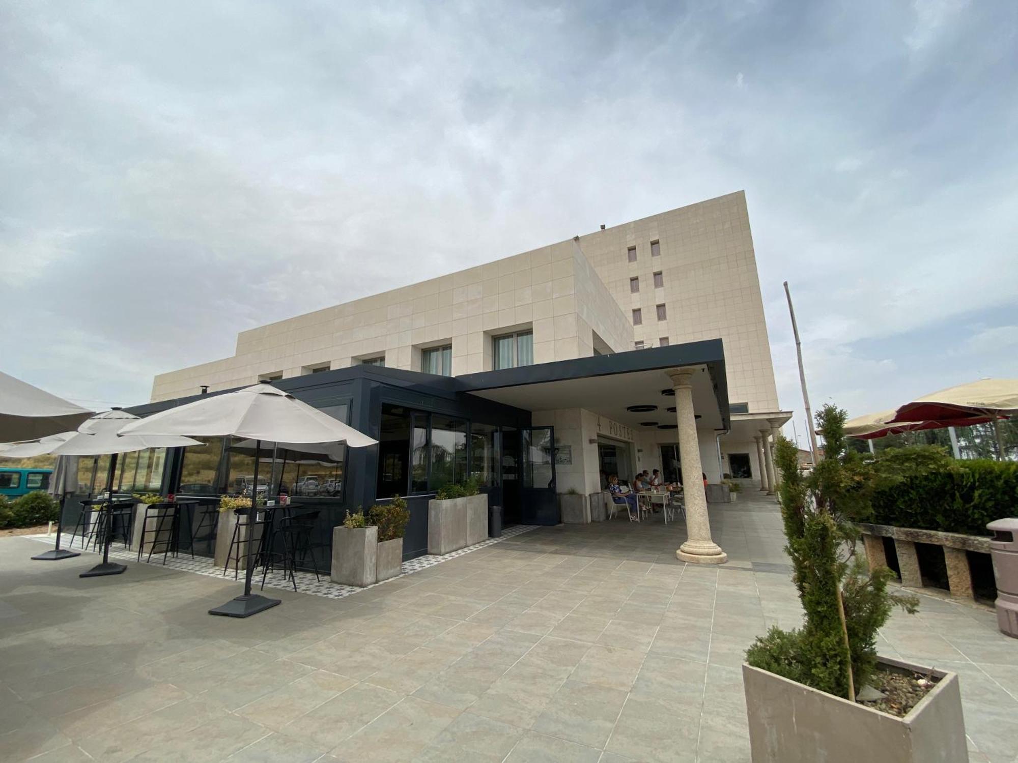 Hotel Sercotel Cuatro Postes Ávila Extérieur photo
