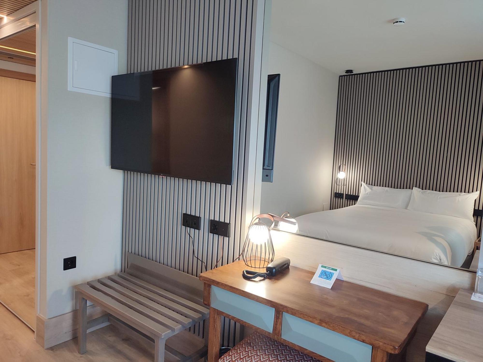 Hotel Sercotel Cuatro Postes Ávila Extérieur photo